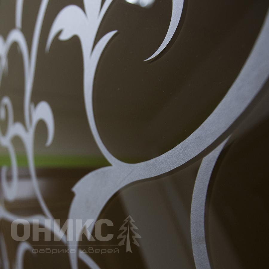 Обработка пескоструйная, стекло Lacobel 8028